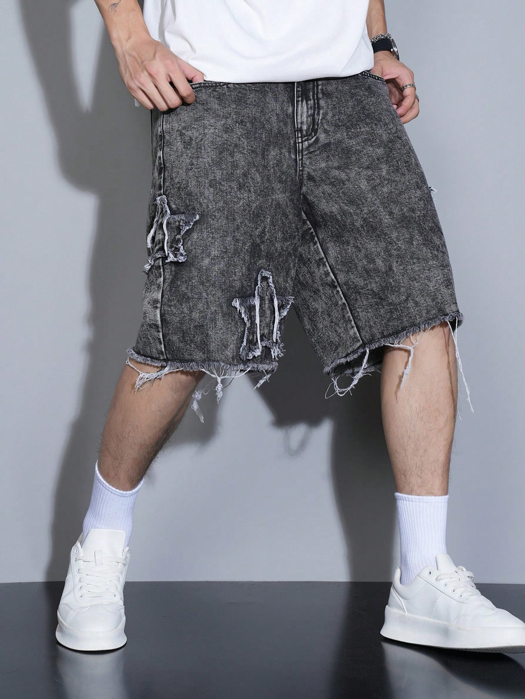 Short/Bermuda desgastada