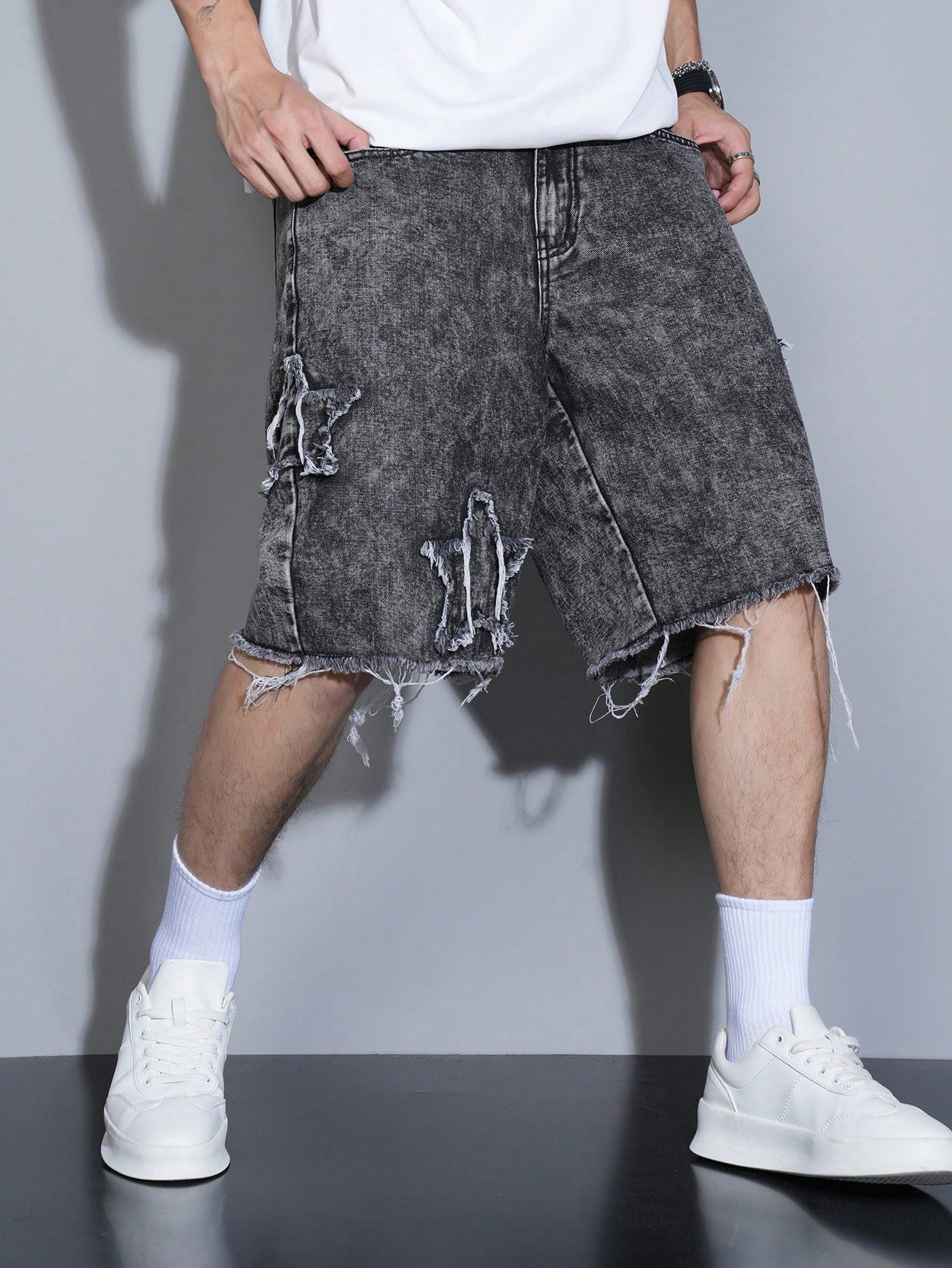 Short/Bermuda desgastada